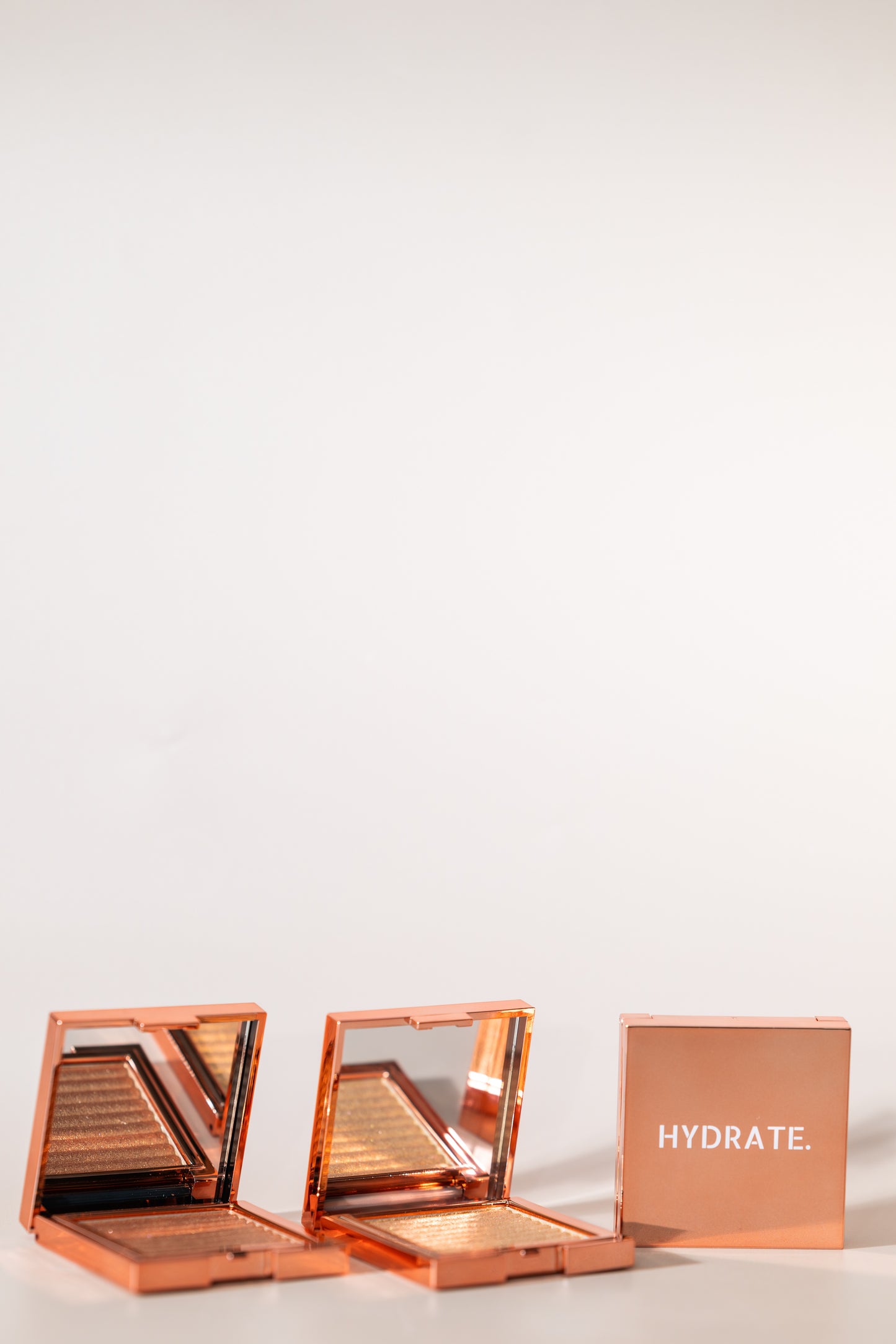 .shine- palette highlighter with mirror