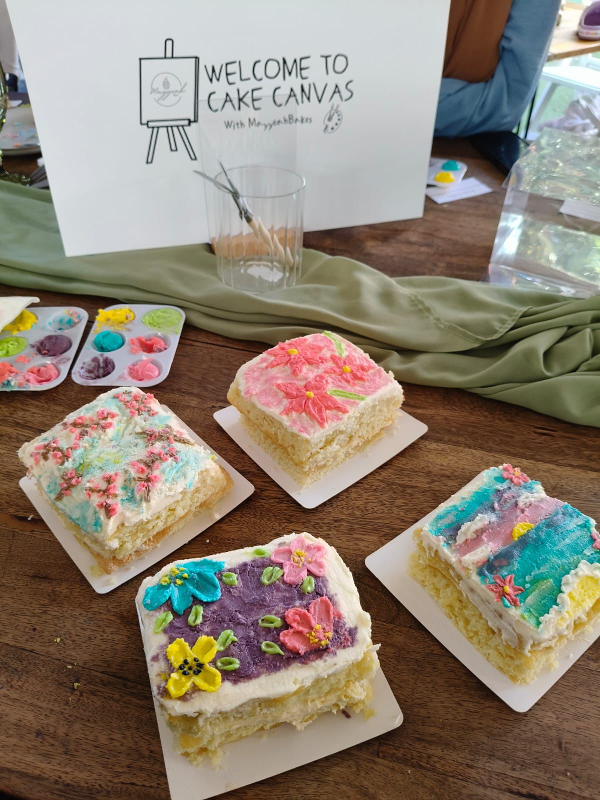 Cake decorating class with mayyeah bakes-Hosted at net set padel Sandton